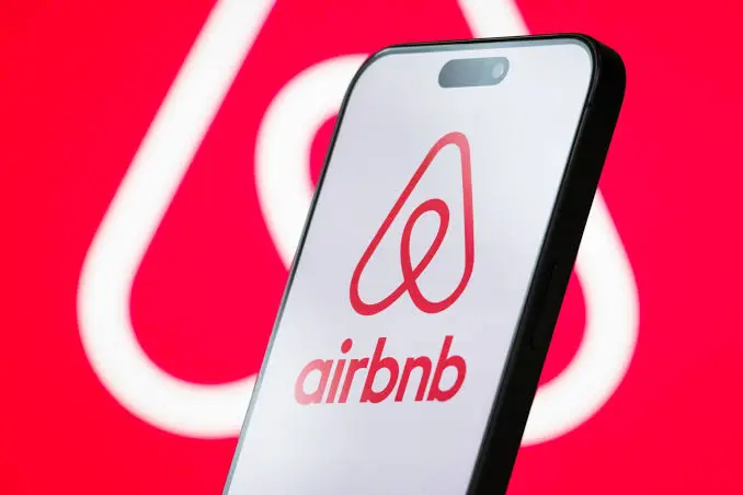Airbnb is one of the best vacation rental apps for Android mobile phone users.